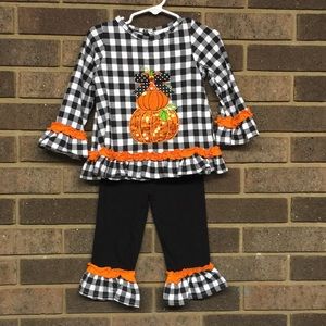 Rare Editions Boutique Fall Outfit